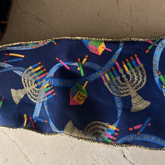 Hanukah 4” Blue & Gold Menorah Dreidel Ribbon - Picture 6 of 7